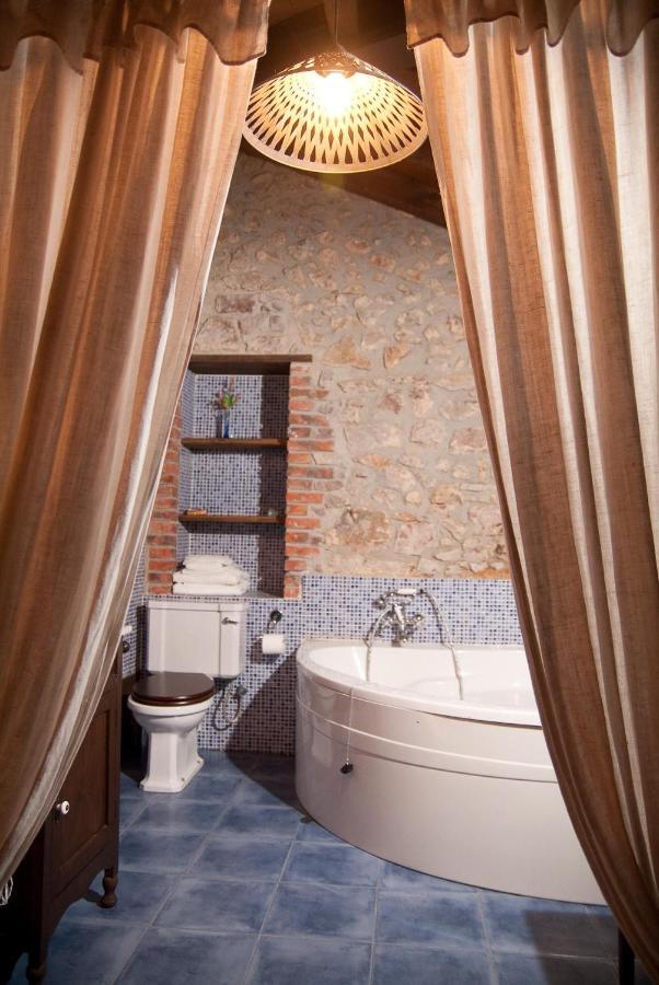 Villa La Breval à Alles Extérieur photo